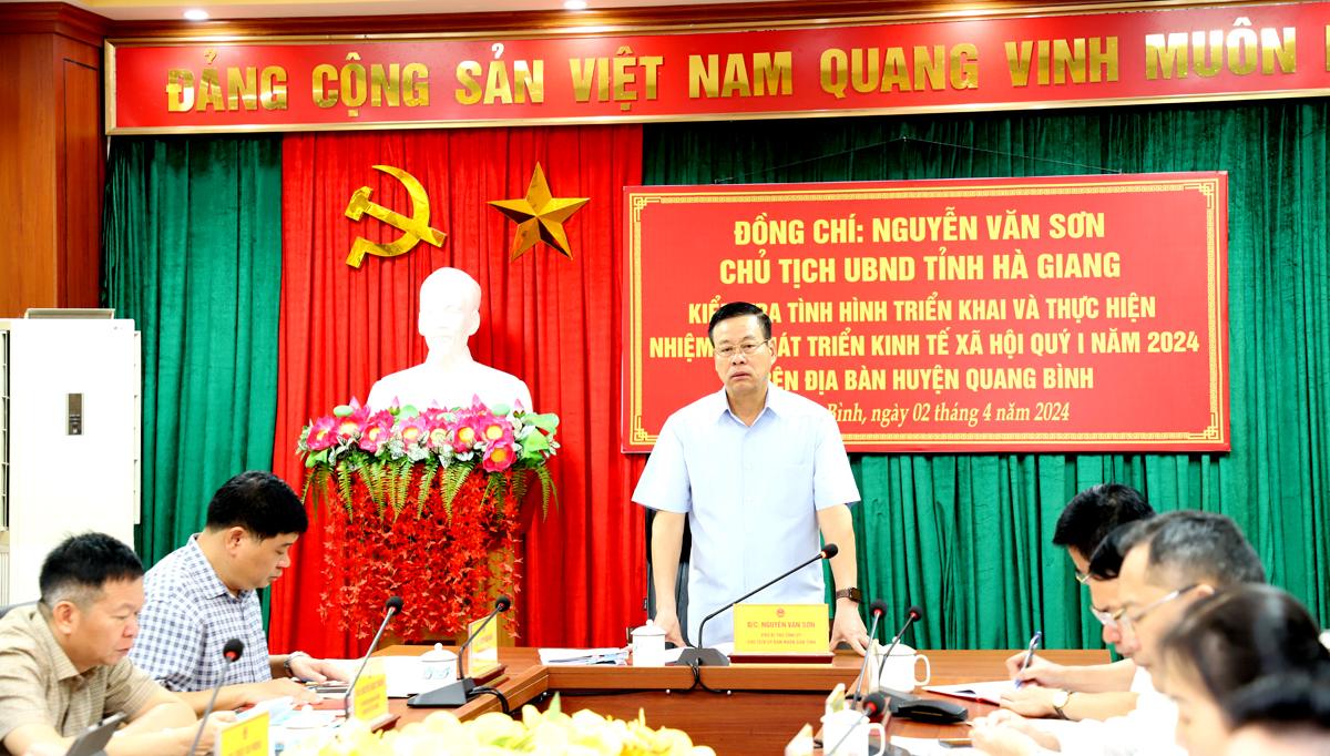 Đoàn công tác số 1 UBND tỉnh kiểm tra tình hình phát triển KT – XH tại Quang Bình